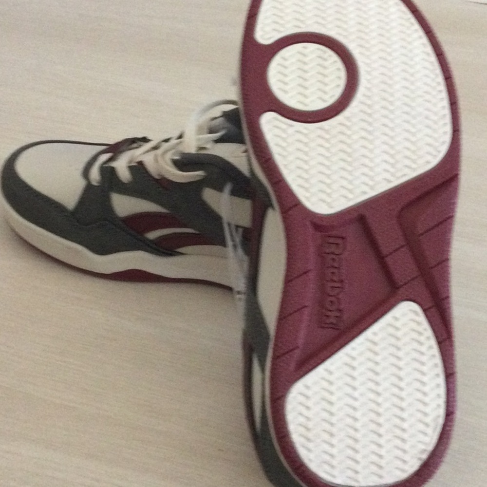 New Reebox Sneaker size 4K - Picture 8 of 9